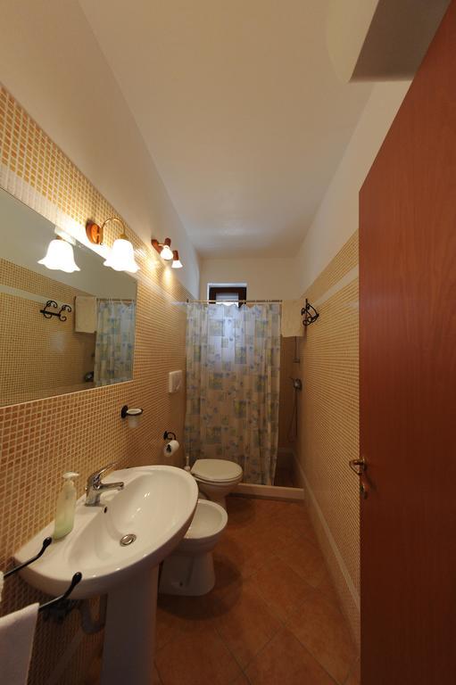 B&B Il Giardino Degli Ulivi 托雷桑塔萨宾娜 外观 照片